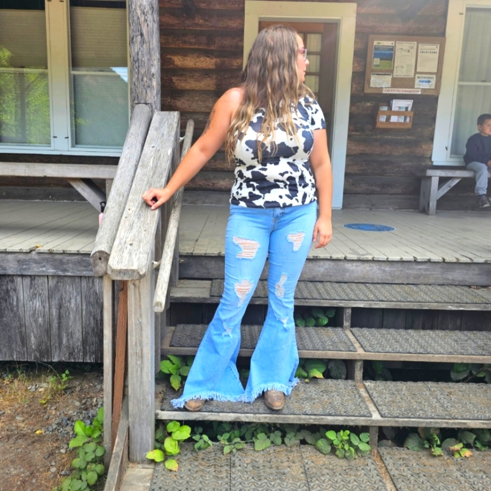 Destructed Fringe Bottom Flare Jeans